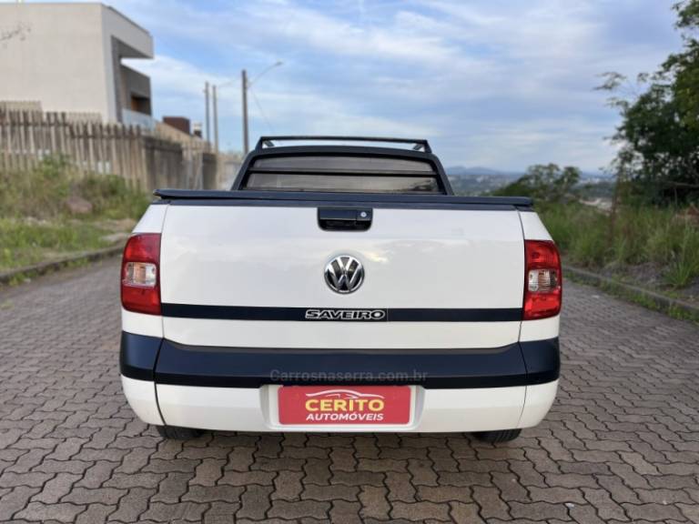 VOLKSWAGEN - SAVEIRO - 2014/2014 - Branca - R$ 55.900,00