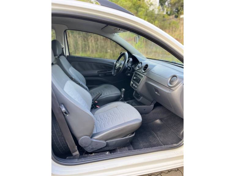 VOLKSWAGEN - SAVEIRO - 2014/2014 - Branca - R$ 55.900,00