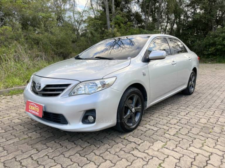 TOYOTA - COROLLA - 2011/2012 - Branca - Sob Consulta
