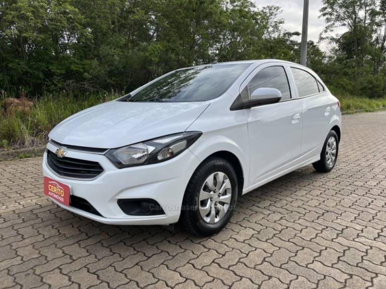 CHEVROLET - ONIX - 2016/2017 - Branca - R$ 56.900,00