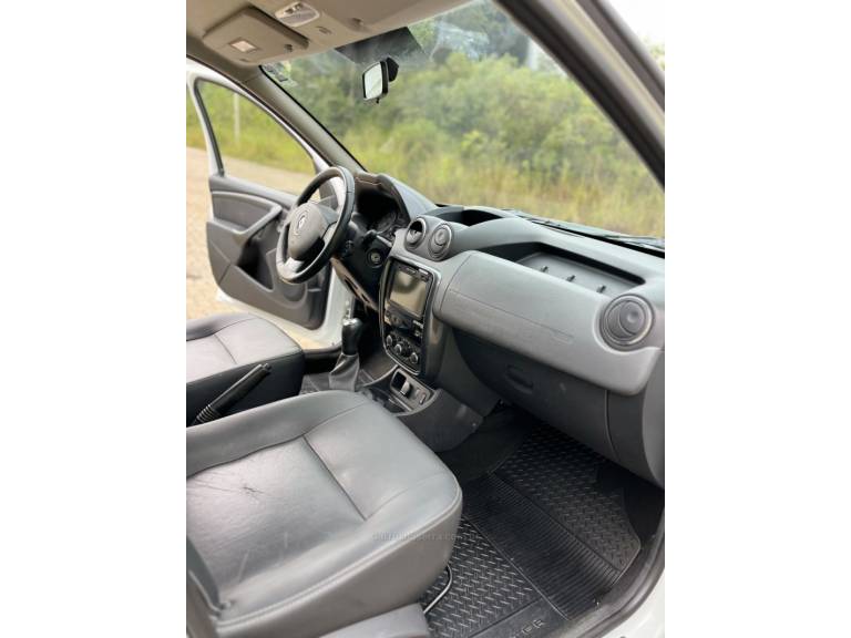 RENAULT - DUSTER - 2012/2013 - Branca - R$ 54.900,00