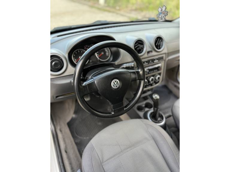 VOLKSWAGEN - VOYAGE - 2011/2011 - Prata - R$ 36.900,00