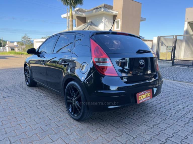 HYUNDAI - I30 - 2011/2011 - Preta - R$ 45.900,00