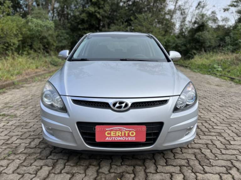 HYUNDAI - I30 - 2010/2011 - Prata - R$ 49.900,00