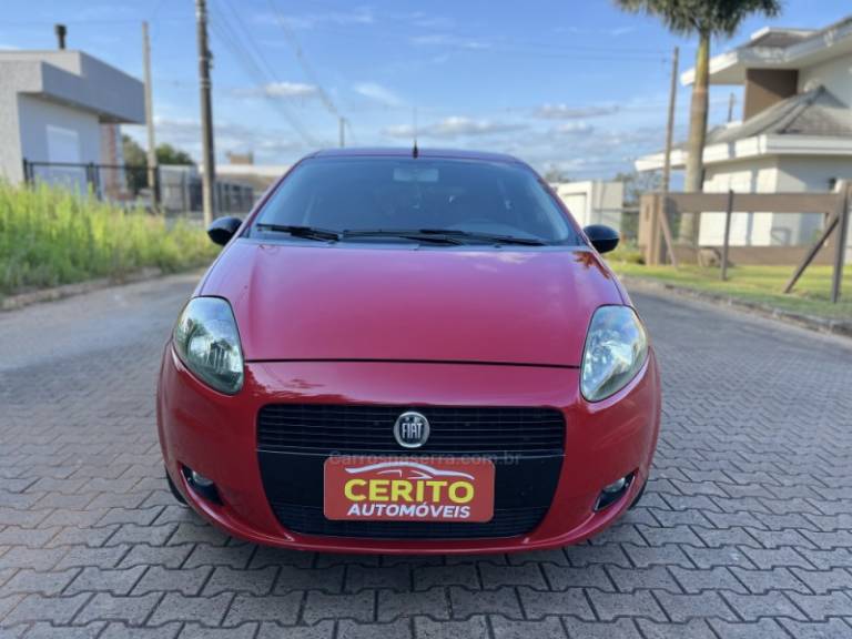 FIAT - PUNTO - 2008/2008 - Vermelha - R$ 33.900,00