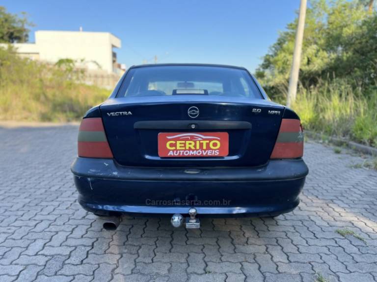 CHEVROLET - VECTRA - 1997/1998 - Azul - R$ 12.900,00