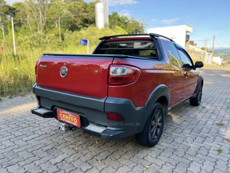 FIAT - STRADA - 2014/2015 - Vermelha - R$ 63.900,00