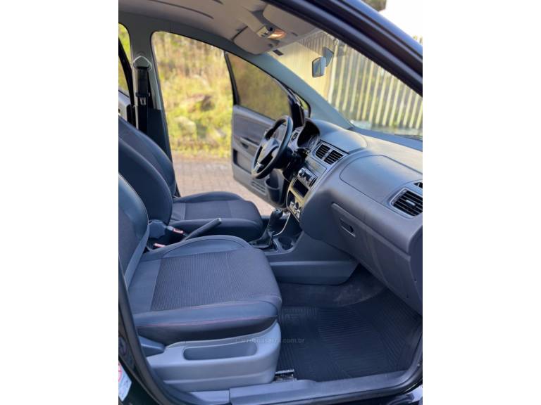 VOLKSWAGEN - FOX - 2011/2011 - Preta - R$ 39.900,00