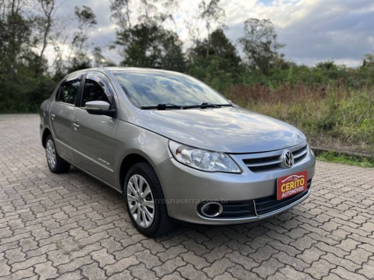VOLKSWAGEN - VOYAGE - 2011/2011 - Prata - R$ 36.900,00