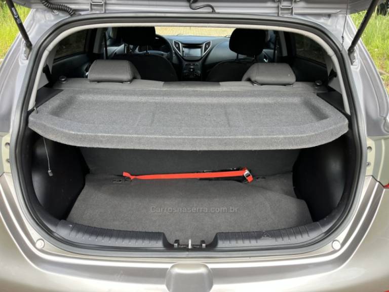 HYUNDAI - HB20 - 2016/2016 - Cinza - R$ 57.900,00