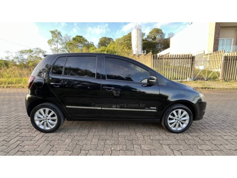 VOLKSWAGEN - FOX - 2011/2011 - Preta - R$ 39.900,00