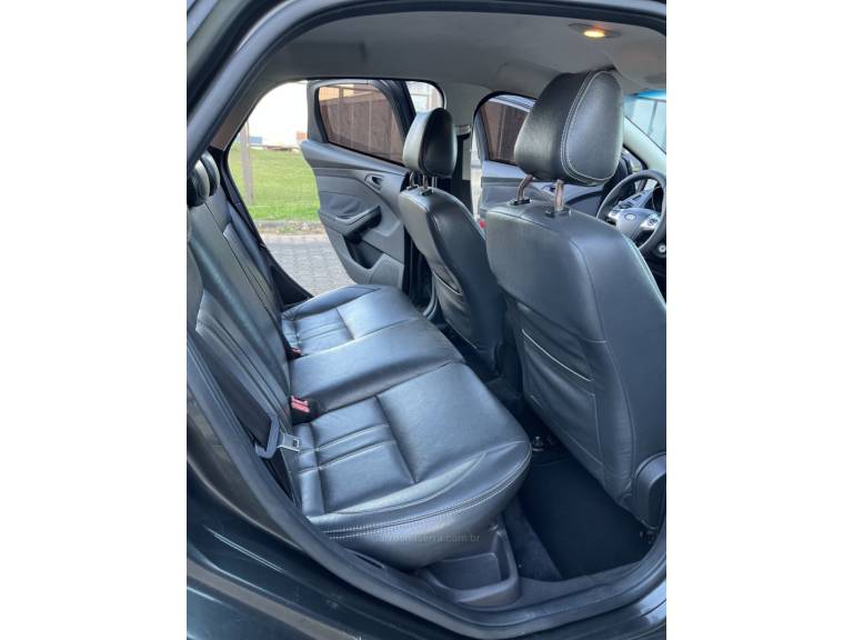 FORD - FOCUS - 2015/2015 - Cinza - R$ 57.900,00