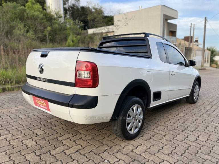 VOLKSWAGEN - SAVEIRO - 2014/2014 - Branca - R$ 55.900,00