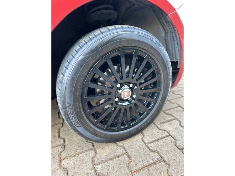 FIAT - PUNTO - 2008/2008 - Vermelha - R$ 33.900,00