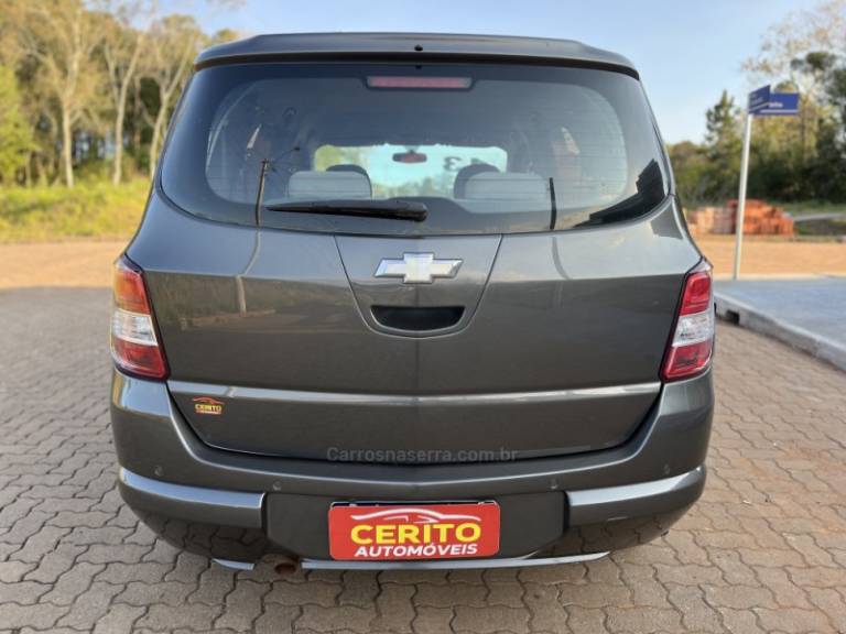 CHEVROLET - SPIN - 2013/2013 - Cinza - R$ 58.900,00