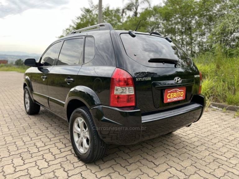 HYUNDAI - TUCSON - 2009/2010 - Preta - R$ 42.900,00