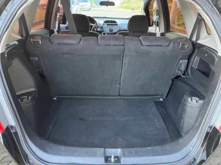 HONDA - FIT - 2010/2010 - Preta - R$ 44.900,00