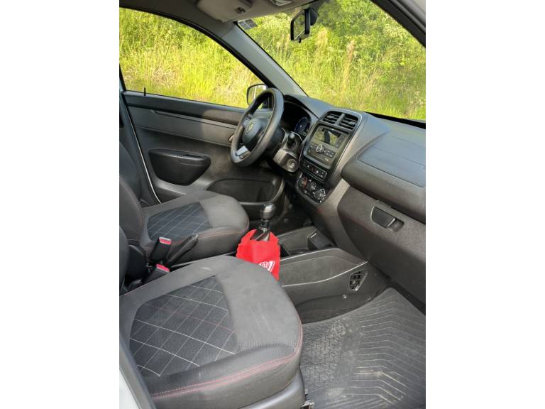 RENAULT - KWID - 2023/2023 - Branca - R$ 53.900,00