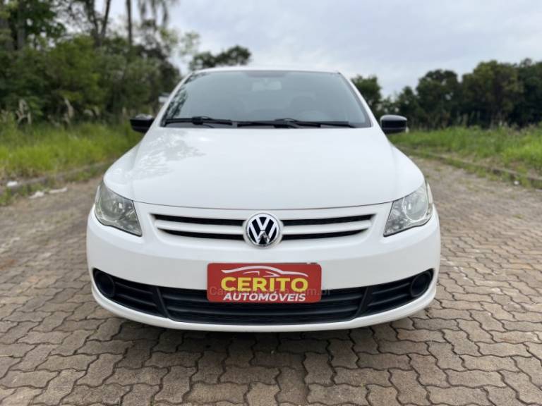 VOLKSWAGEN - VOYAGE - 2008/2009 - Branca - R$ 34.900,00