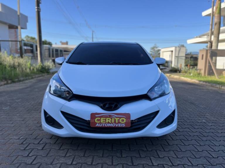 HYUNDAI - HB20 - 2015/2015 - Branca - R$ 49.900,00