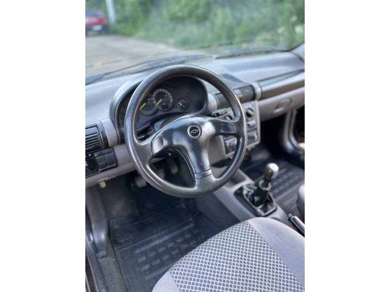 CHEVROLET - CLASSIC - 2009/2010 - Preta - R$ 22.900,00