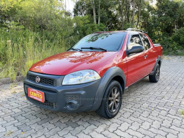 FIAT - STRADA - 2014/2015 - Vermelha - R$ 63.900,00