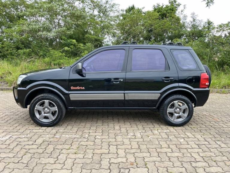 FORD - ECOSPORT - 2008/2008 - Preta - R$ 37.900,00