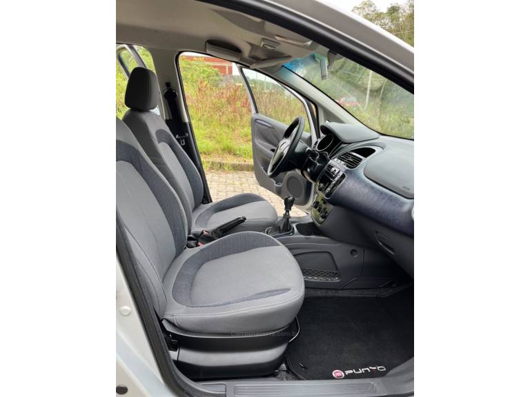 FIAT - PUNTO - 2013/2013 - Prata - R$ 39.900,00