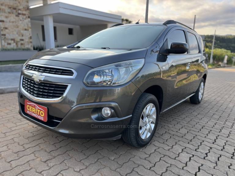 CHEVROLET - SPIN - 2013/2013 - Cinza - R$ 58.900,00