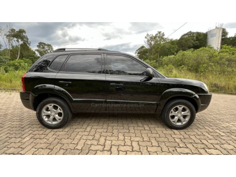 HYUNDAI - TUCSON - 2009/2010 - Preta - R$ 42.900,00