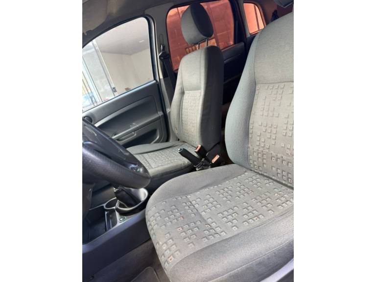 FORD - FIESTA - 2004/2004 - Azul - R$ 13.900,00