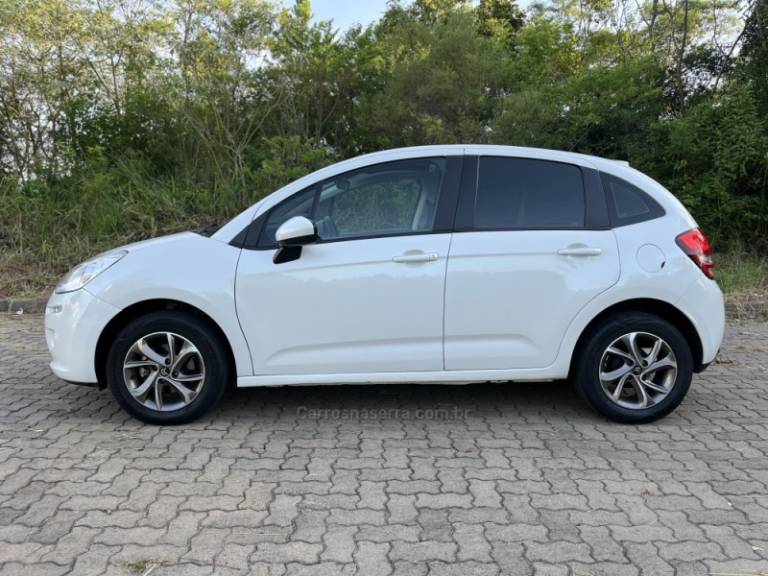 CITROËN - C3 - 2014/2014 - Branca - R$ 43.900,00