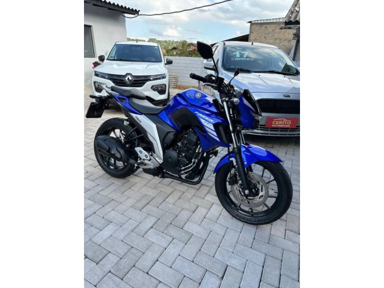 YAMAHA - FAZER - 2022/2022 - Azul - R$ 22.900,00