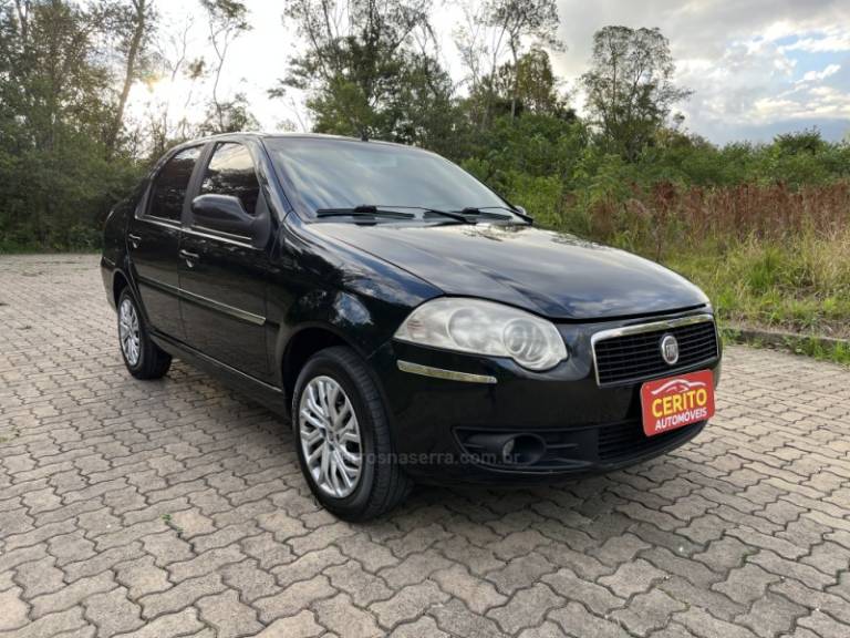 FIAT - SIENA - 2011/2012 - Preta - R$ 36.900,00