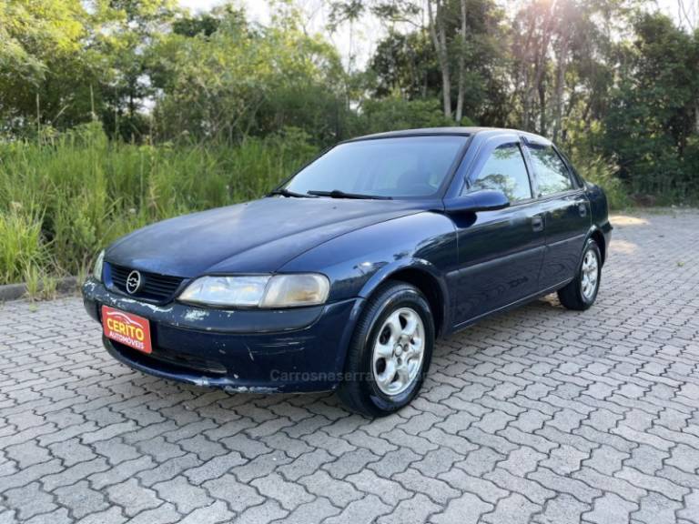 CHEVROLET - VECTRA - 1997/1998 - Azul - R$ 12.900,00
