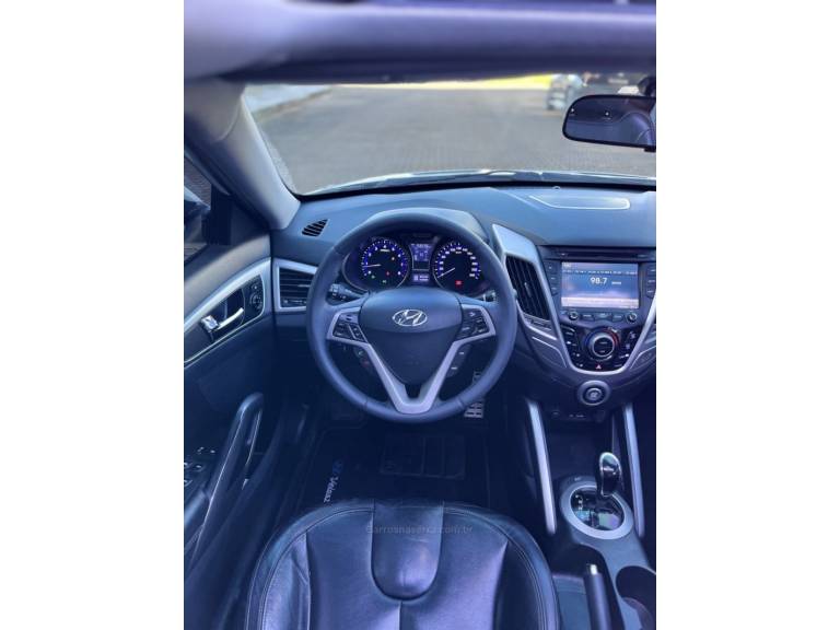 HYUNDAI - VELOSTER - 2013/2013 - Branca - R$ 67.900,00