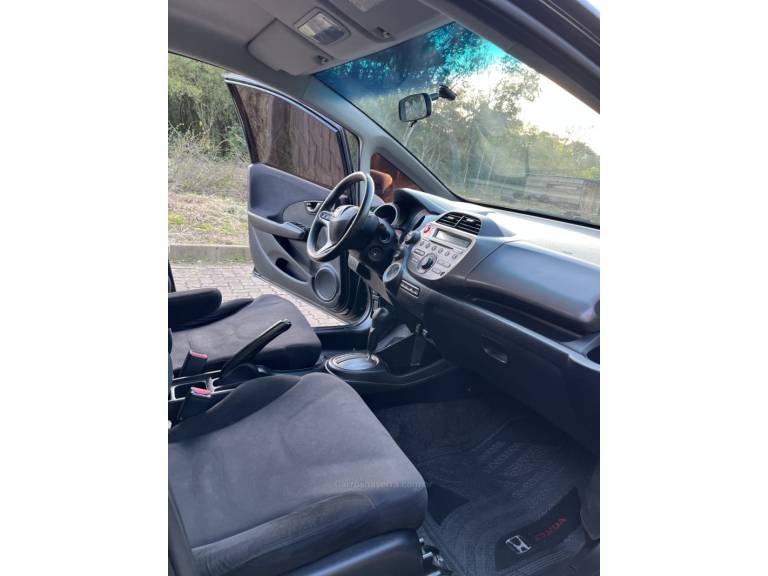 HONDA - FIT - 2010/2010 - Preta - R$ 44.900,00