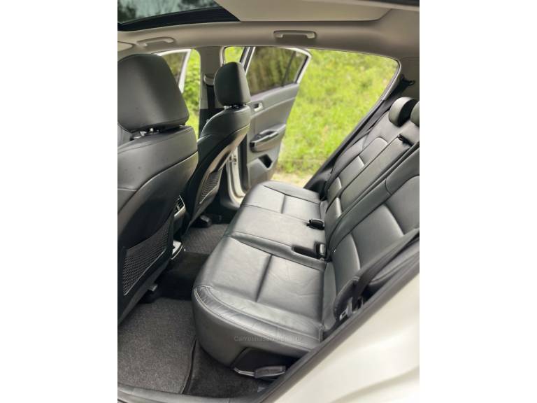 KIA MOTORS - SPORTAGE - 2018/2018 - Branca - R$ 124.900,00