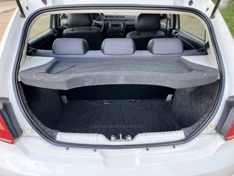 VOLKSWAGEN - GOL - 2019/2020 - Branca - R$ 54.900,00
