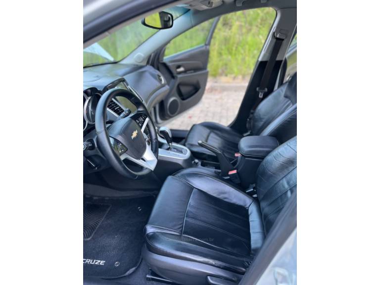 CHEVROLET - CRUZE - 2013/2013 - Prata - R$ 62.900,00
