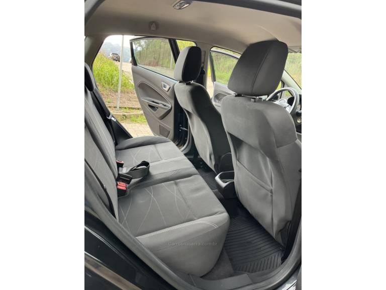 FORD - FIESTA - 2014/2015 - Preta - R$ 48.900,00