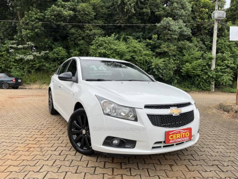 CHEVROLET - CRUZE - 2014/2014 - Branca - R$ 69.900,00