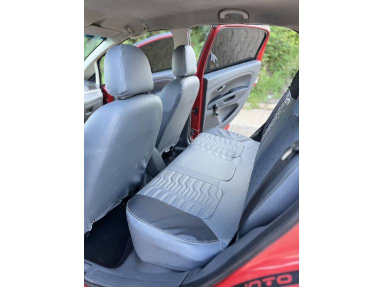 FIAT - PUNTO - 2008/2008 - Vermelha - R$ 33.900,00