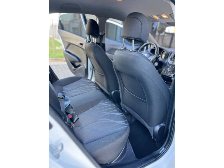 HYUNDAI - HB20 - 2015/2015 - Branca - R$ 49.900,00