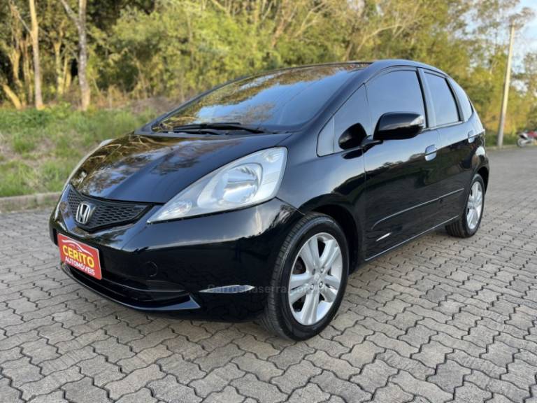 HONDA - FIT - 2010/2010 - Preta - R$ 44.900,00