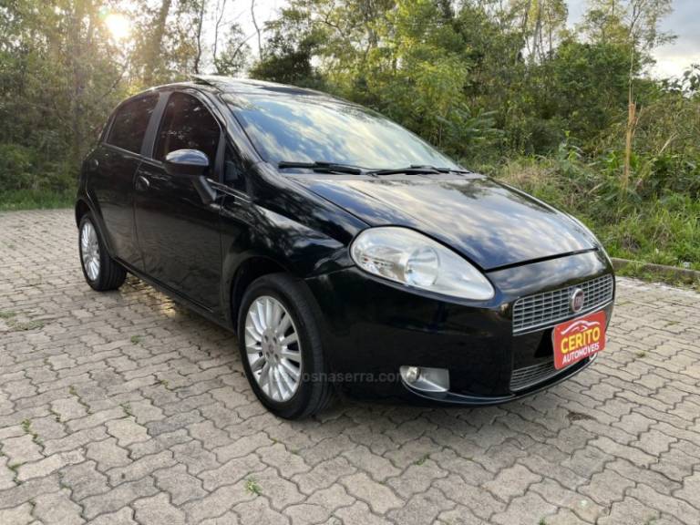 FIAT - PUNTO - 2008/2008 - Preta - R$ 36.900,00