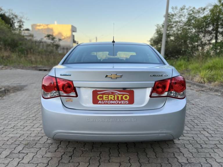 CHEVROLET - CRUZE - 2013/2013 - Prata - R$ 62.900,00