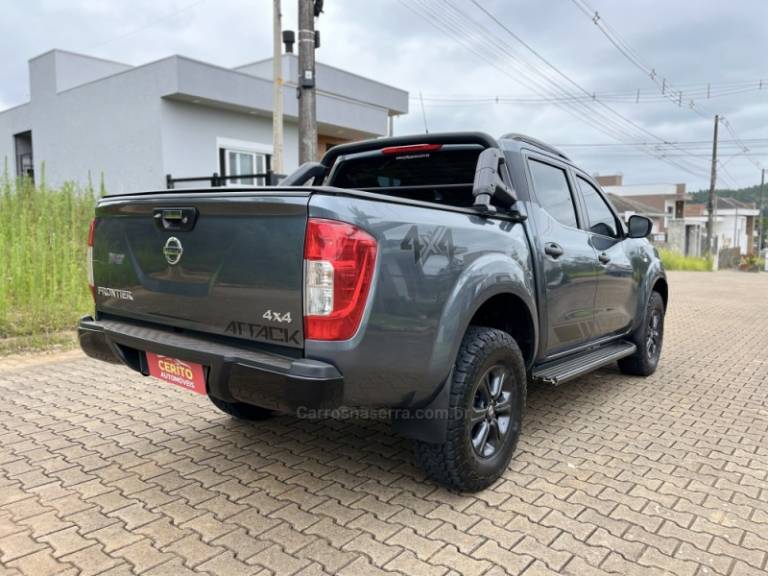 NISSAN - FRONTIER - 2022/2022 - Cinza - R$ 169.900,00