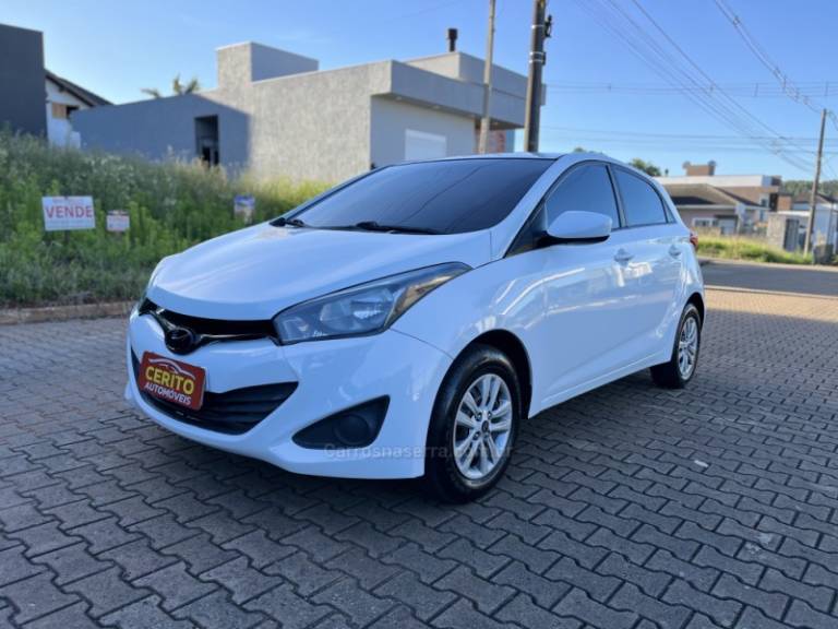 HYUNDAI - HB20 - 2015/2015 - Branca - R$ 49.900,00
