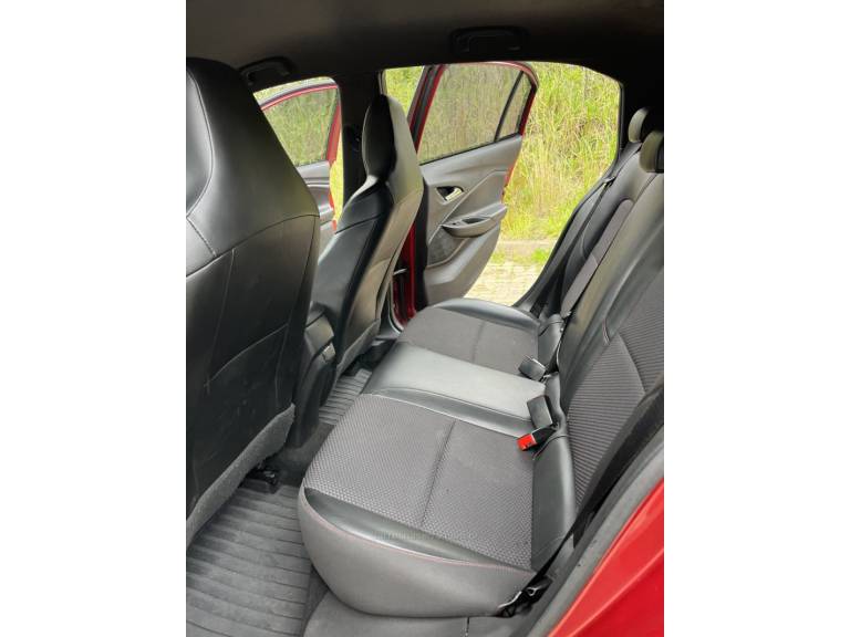 CHEVROLET - ONIX - 2021/2021 - Vermelha - R$ 79.900,00